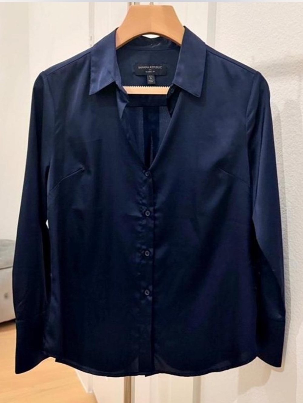 Banana Republic Navy Blue Button Down Shirt